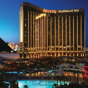 **** Üdülőközpont Mandalay Bay Amerikai Egyesült Államok